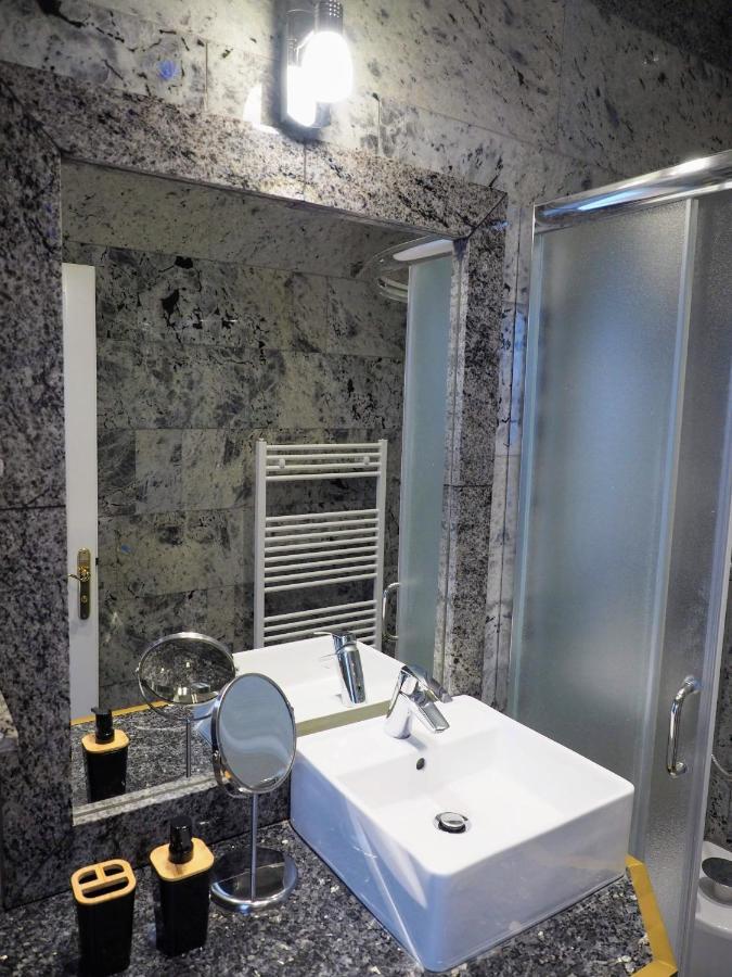City Villa Schoenbrunn Apartments - Contactless 24H Check-In Вена Экстерьер фото