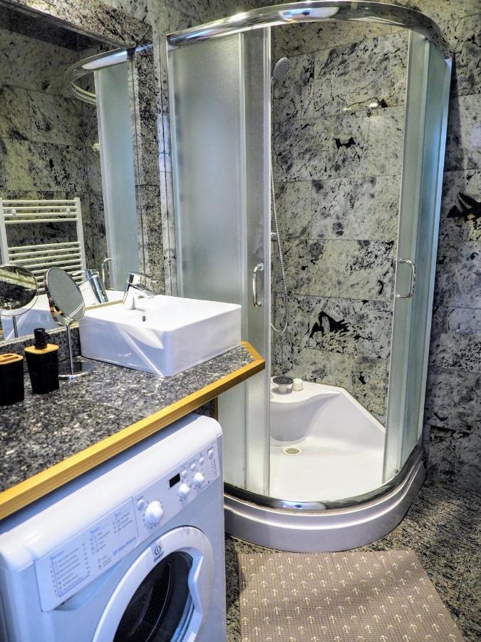 City Villa Schoenbrunn Apartments - Contactless 24H Check-In Вена Экстерьер фото